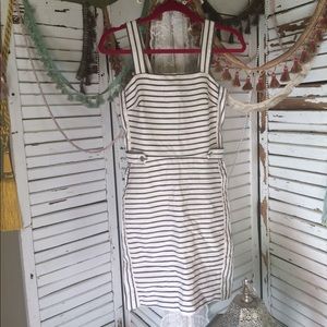 Bananna Republic white and navy striped dress.